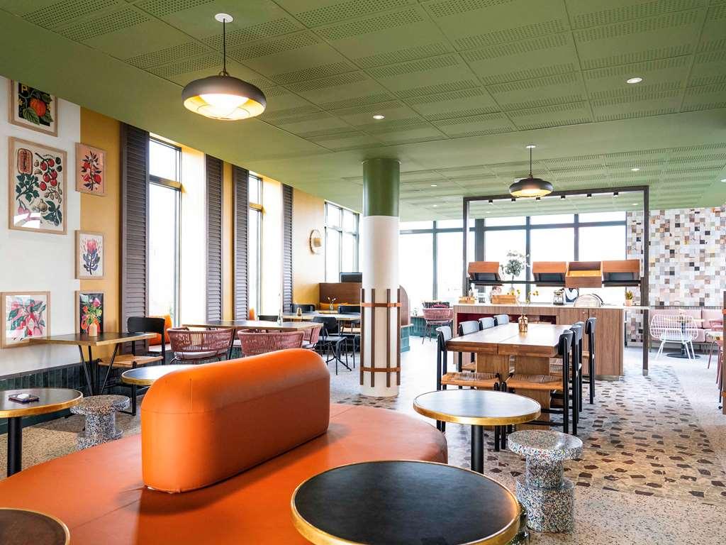 Hotel Ibis Styles Versailles Saint Quentin En Yvelines Exterior foto