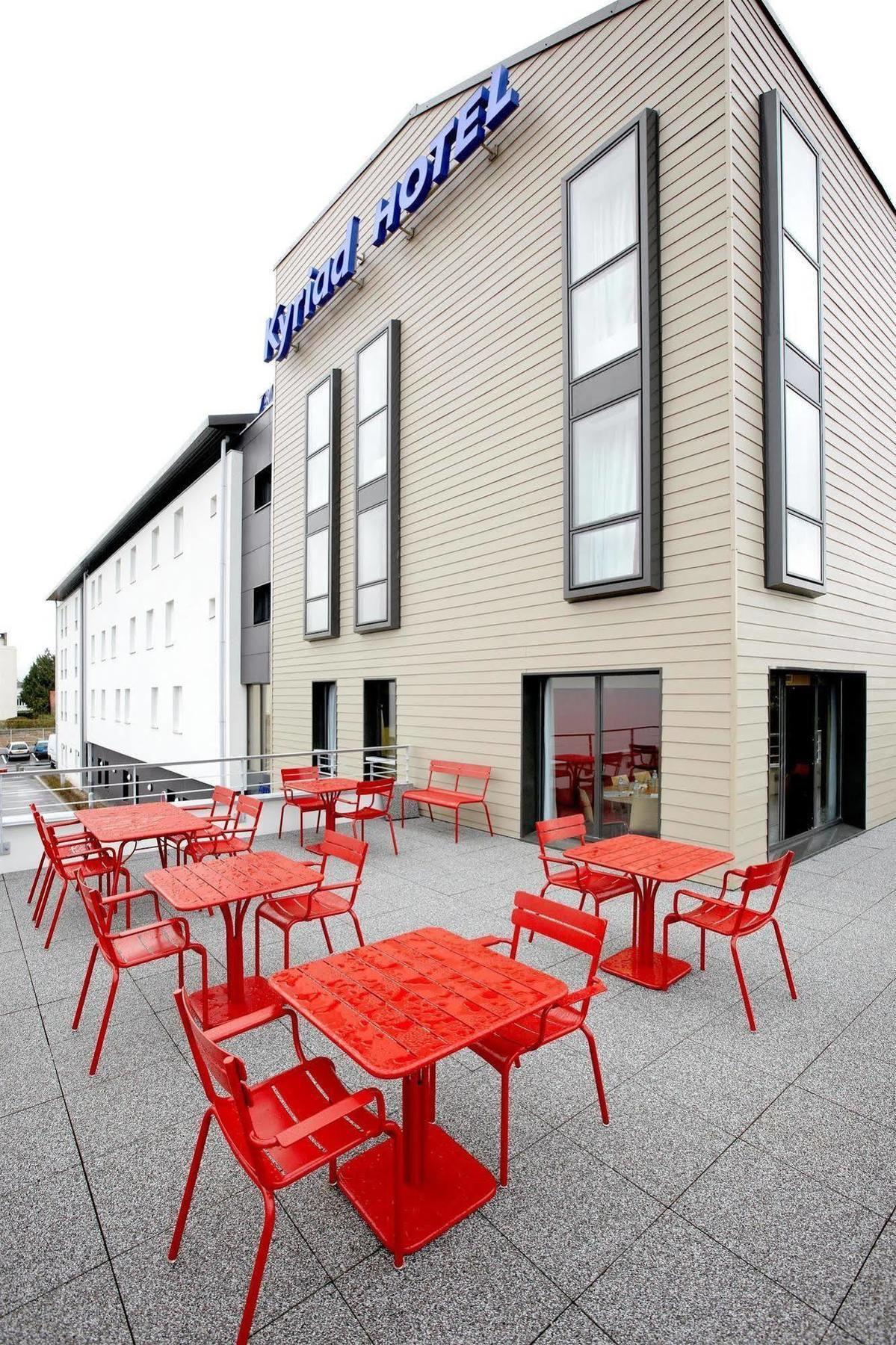 Hotel Ibis Styles Versailles Saint Quentin En Yvelines Exterior foto