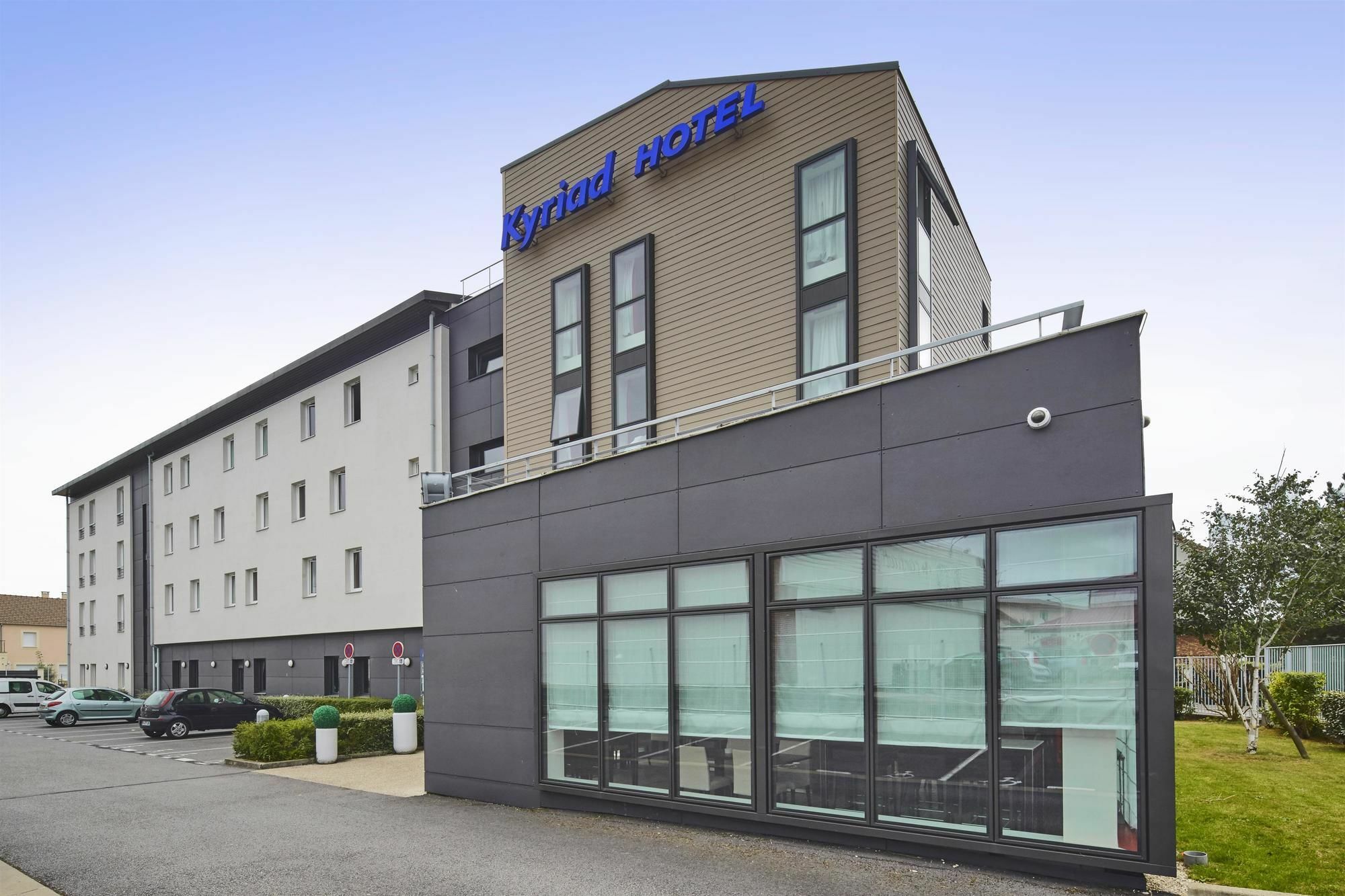 Hotel Ibis Styles Versailles Saint Quentin En Yvelines Exterior foto